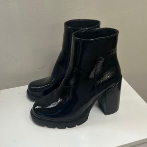 Steve Madden “vintage” boots never worn